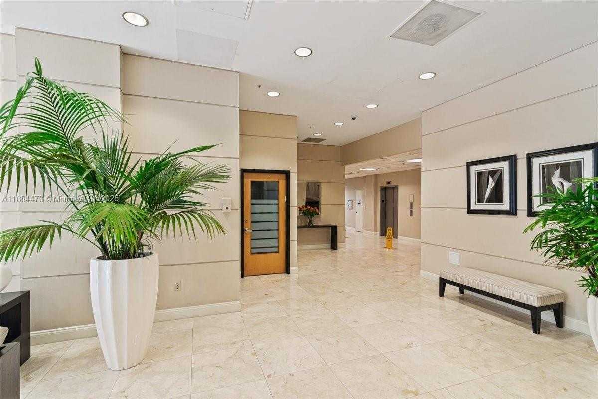 Small Image of 19380 COLLINS AVE #121, Sunny Isles Beach Number 12