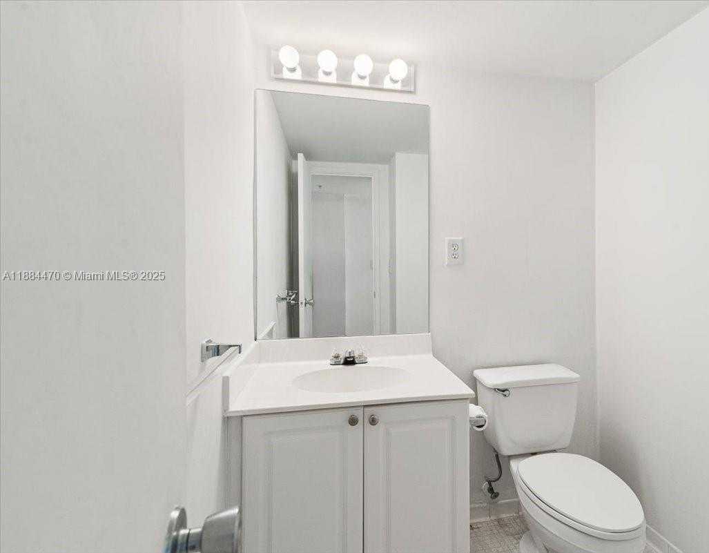 Small Image of 19380 COLLINS AVE #121, Sunny Isles Beach Number 19