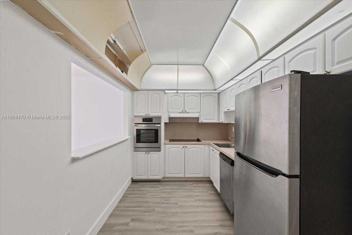 Small Image of 19380 COLLINS AVE #121, Sunny Isles Beach Number 20