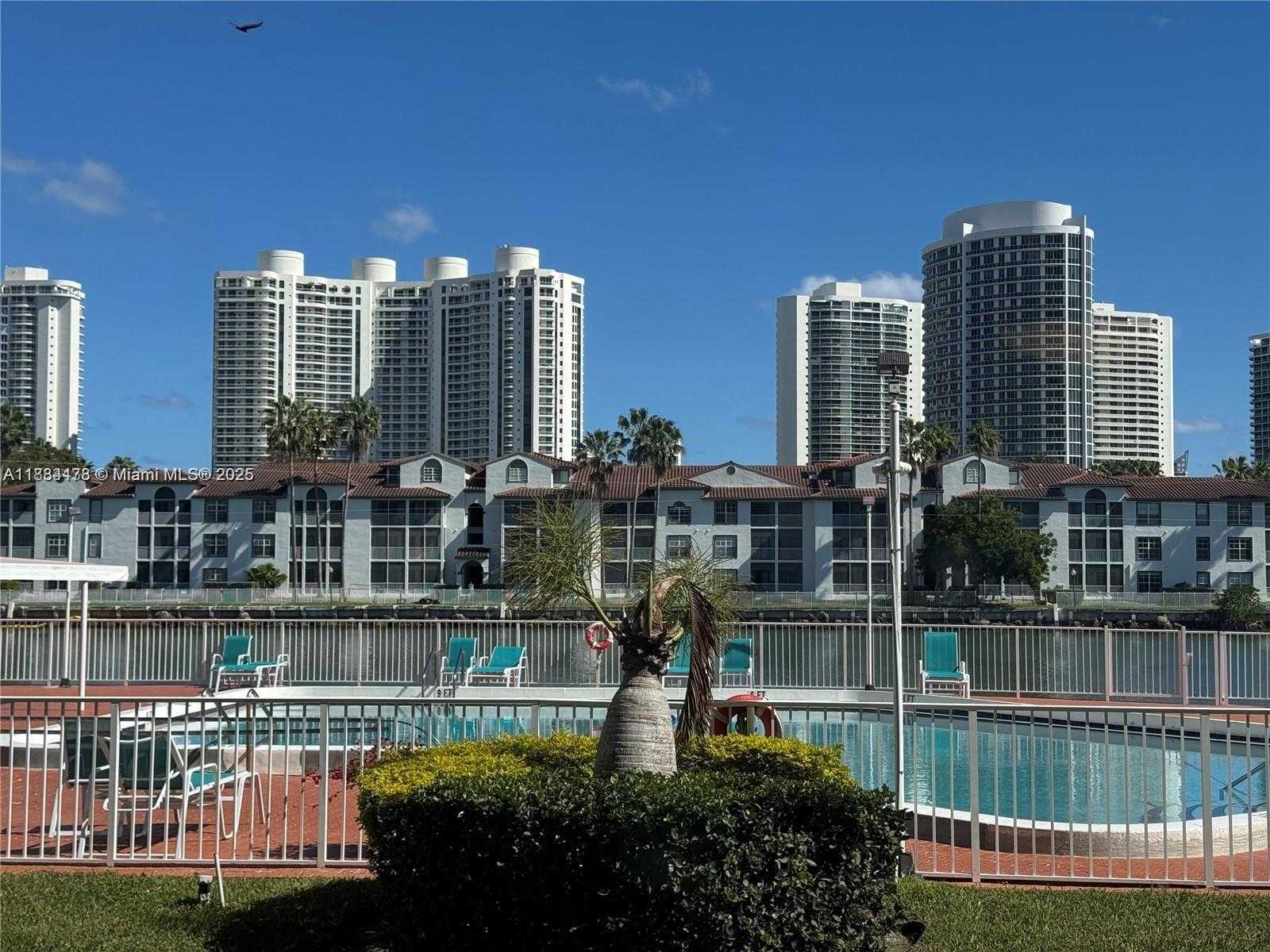 Small Image of 2859 LEONARD DR #G610, Aventura Number 6