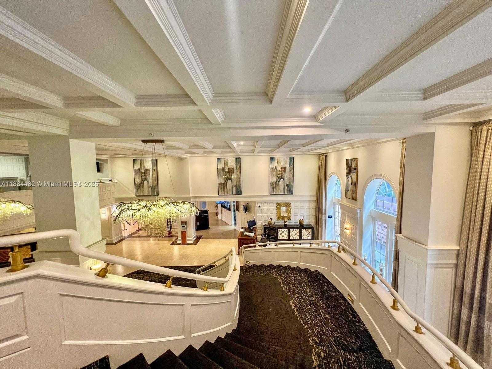 Small Image of 5225 COLLINS AVE #517, Miami Beach Number 8