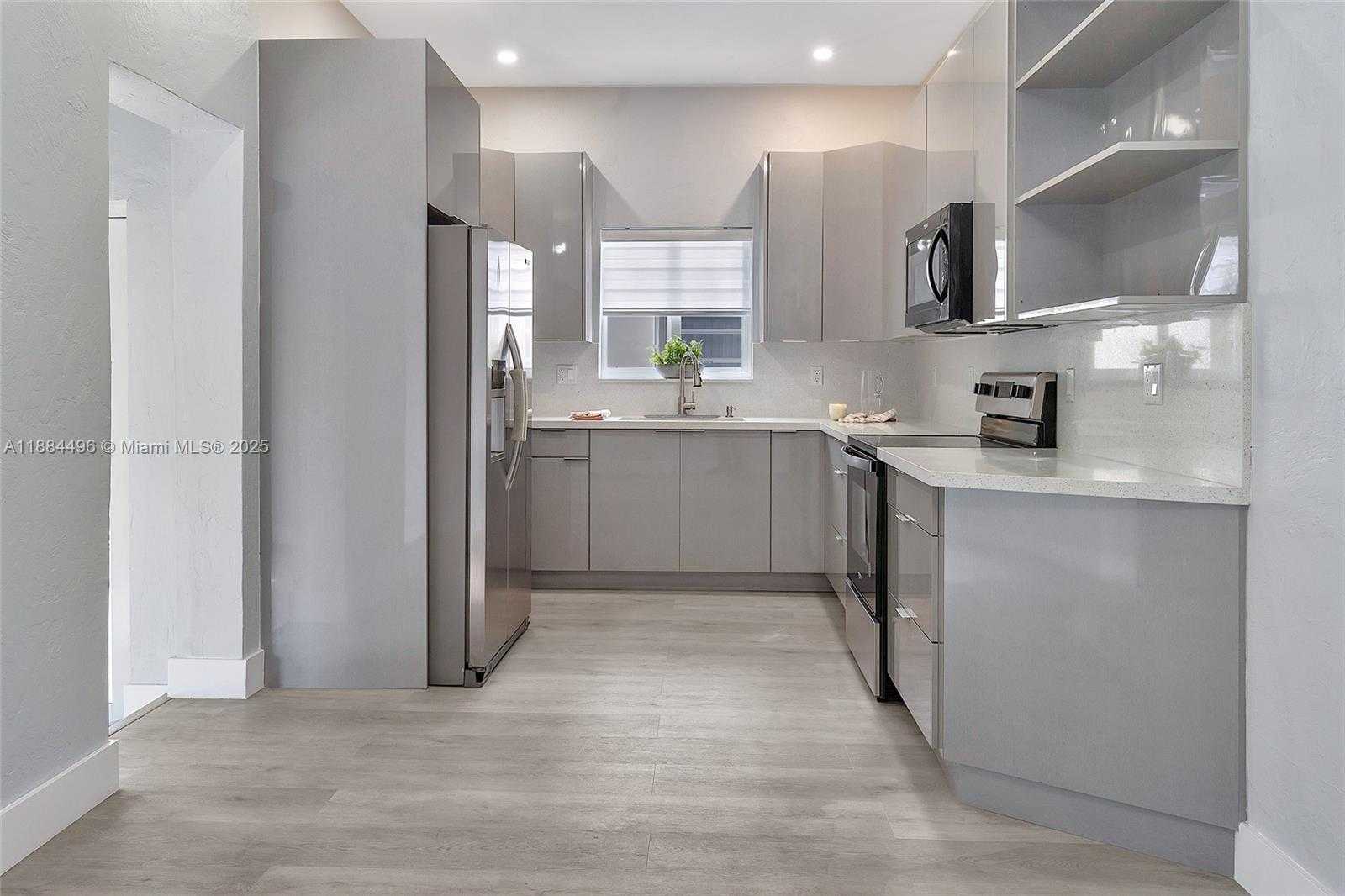 Small Image of 2246 SOUTH WEST 3RD ST, Miami Number 13