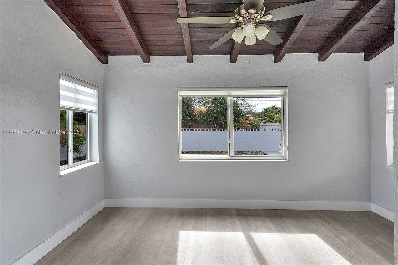 Small Image of 2246 SOUTH WEST 3RD ST, Miami Number 15