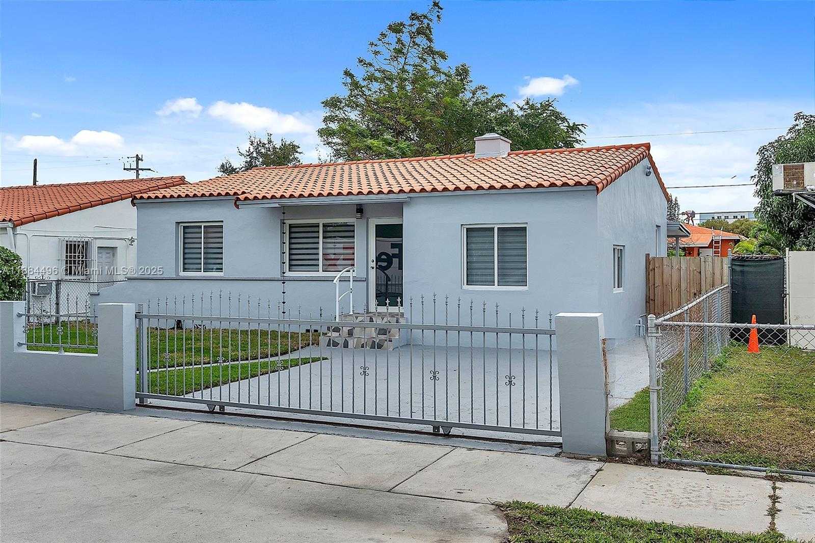 Small Image of 2246 SOUTH WEST 3RD ST, Miami Number 2