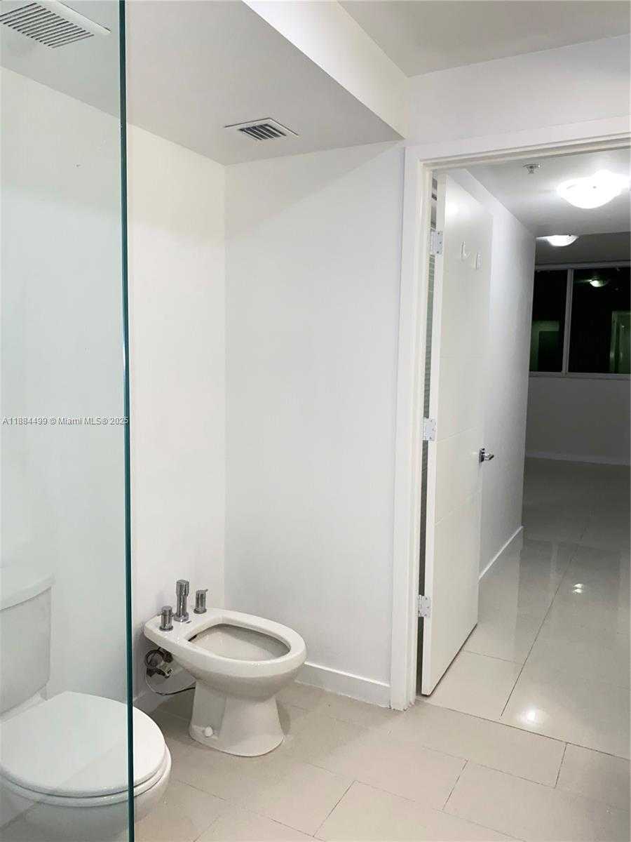 Small Image of 7751 NORTH WEST 107TH AVE #215, Doral Number 13