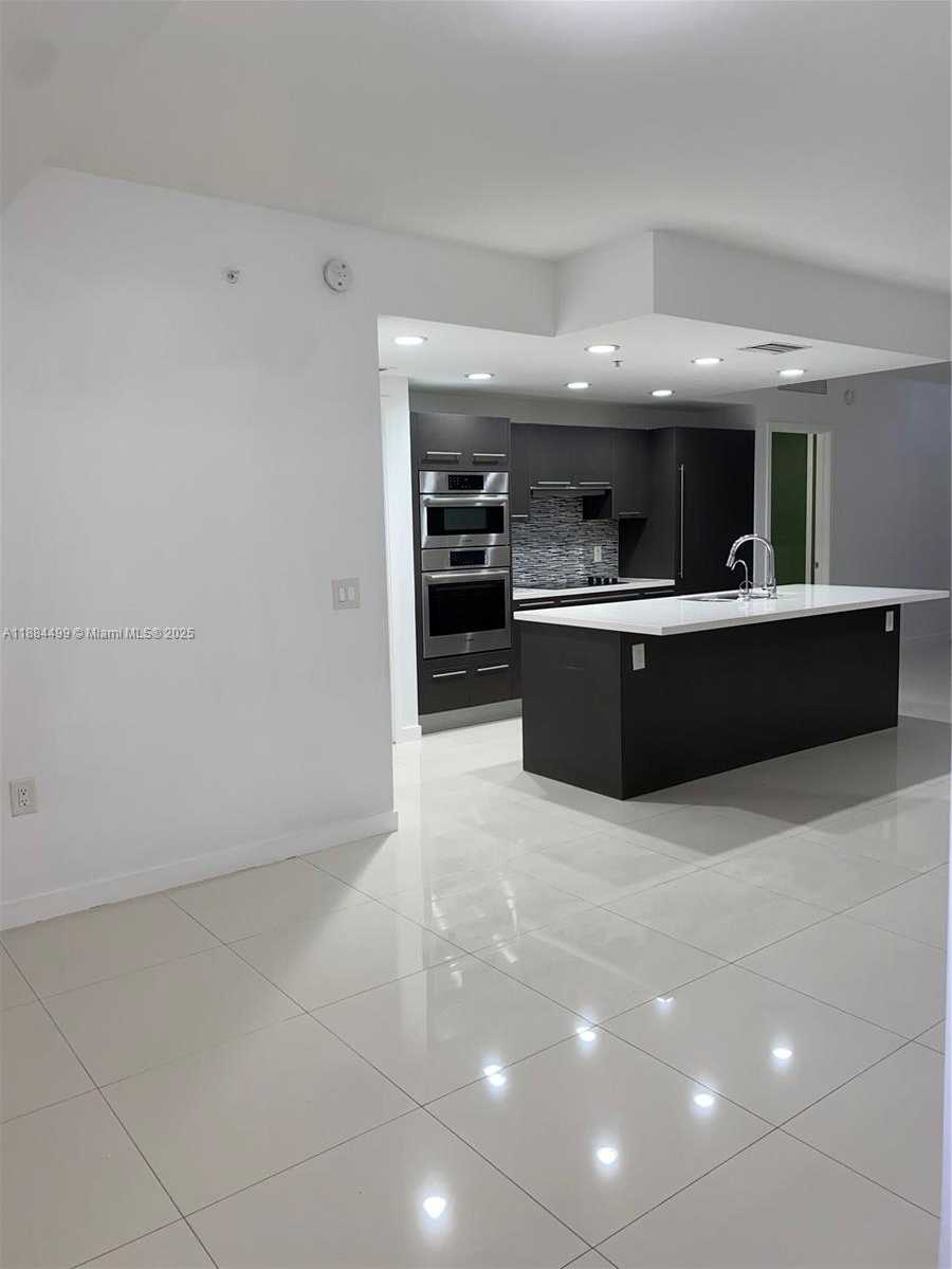 Small Image of 7751 NORTH WEST 107TH AVE #215, Doral Number 2