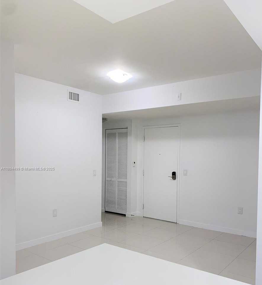 Small Image of 7751 NORTH WEST 107TH AVE #215, Doral Number 6