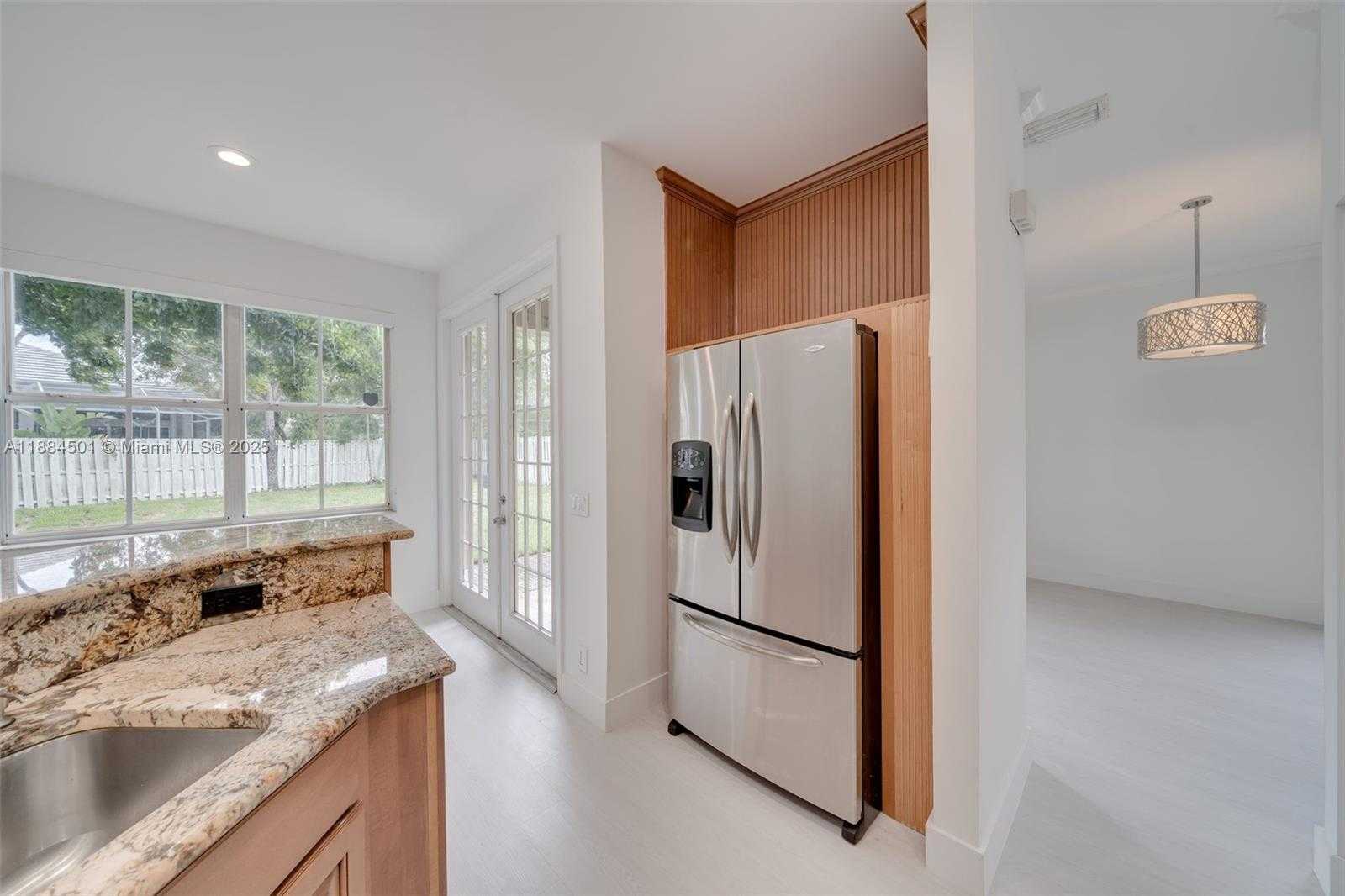 Small Image of 720 FALLING WATER RD #720, Weston Number 31