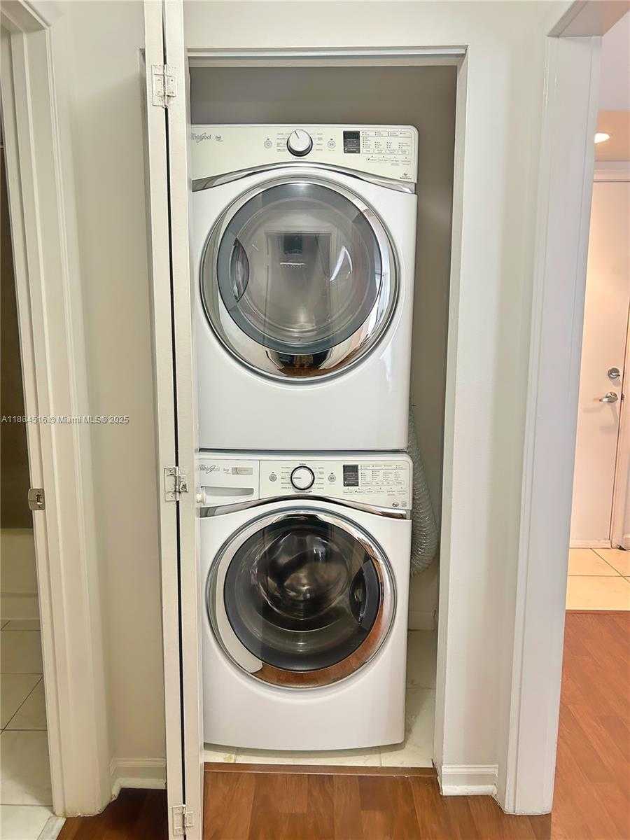 Imagen de Pequeño Objeto