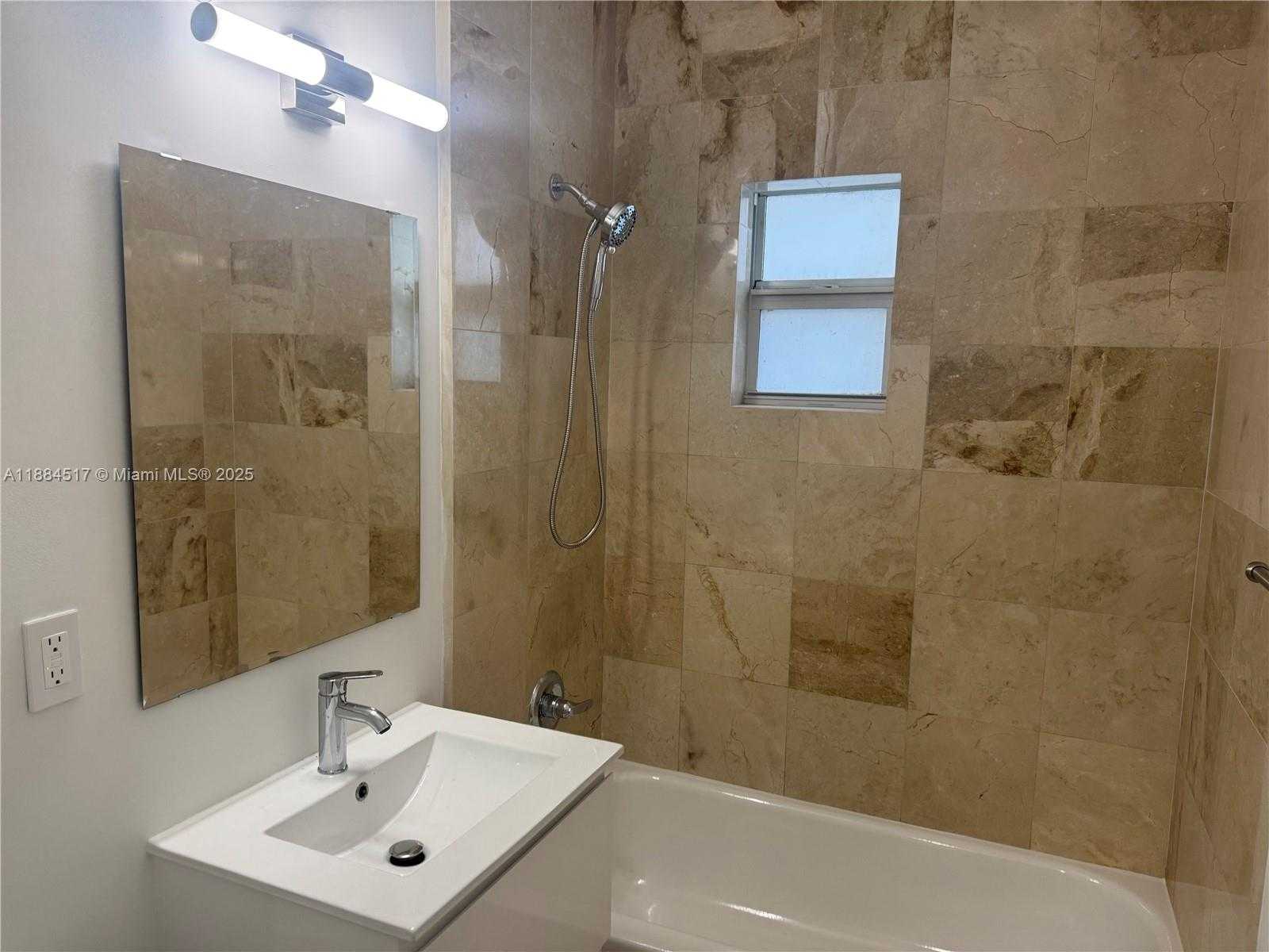 Small Image of 7734 ABBOTT AVE #204, Miami Beach Number 10