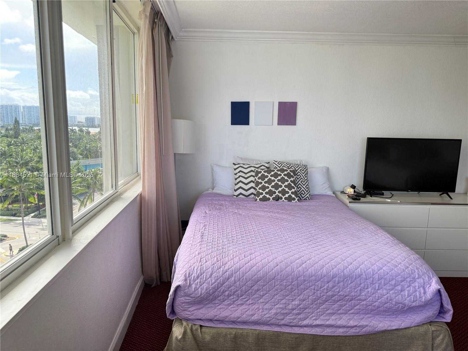 Small Image of 19201 COLLINS AVE #644, Sunny Isles Beach Number 3