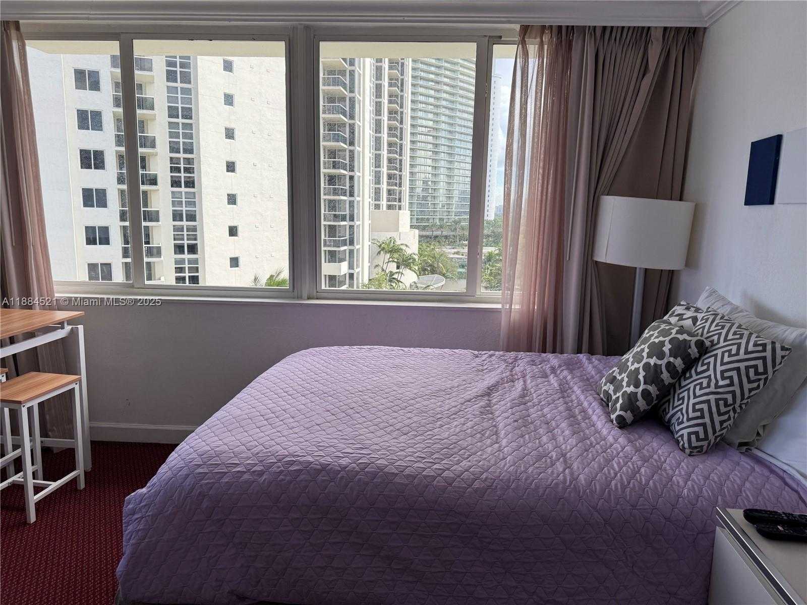 Small Image of 19201 COLLINS AVE #644, Sunny Isles Beach Number 8