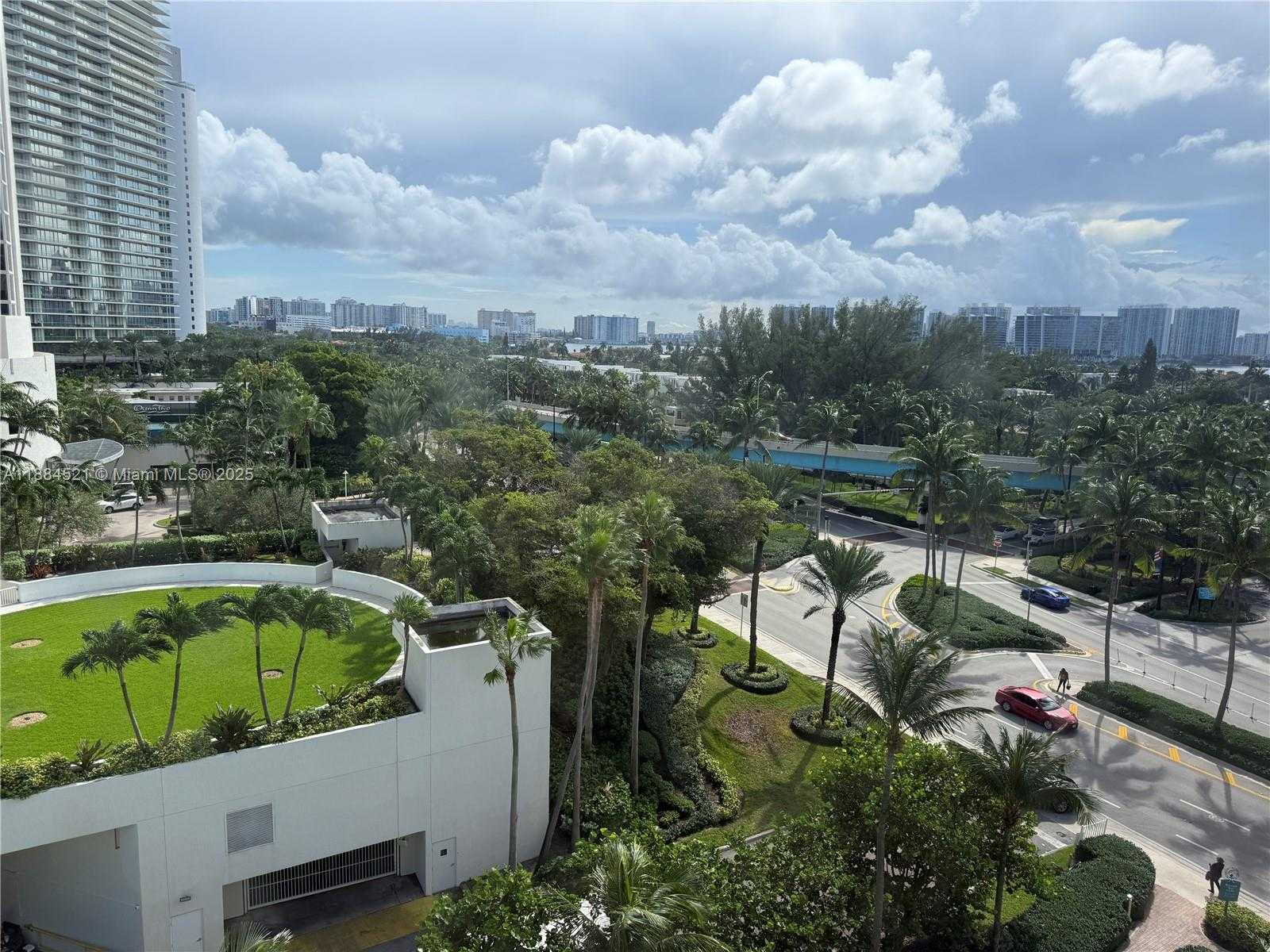 Small Image of 19201 COLLINS AVE #644, Sunny Isles Beach Number 9