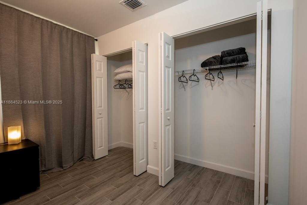 Small Image of 2800 SOUTH WEST 4TH ST #A, Miami Number 11