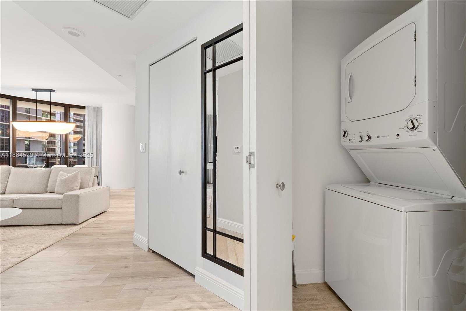 Small Image of 45 SOUTH WEST 9TH ST #1708, Miami Number 14