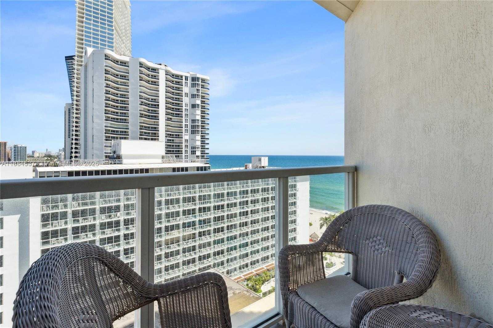 Small Image of 16699 COLLINS AVE #1407, Sunny Isles Beach Number 10