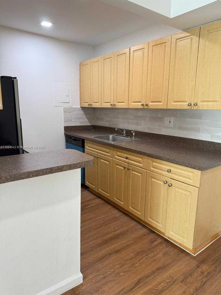 Small Image of 10794 NORTH KENDALL DR #B18, Miami Number 5