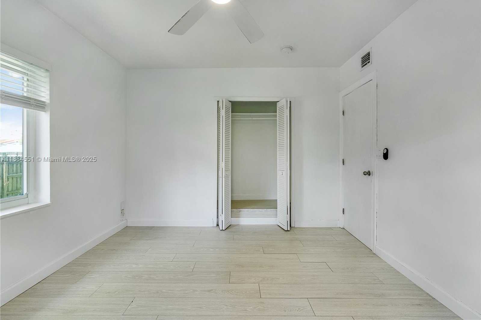 Small Image of 5900 SOUTH WEST 44TH TER, Miami Number 16