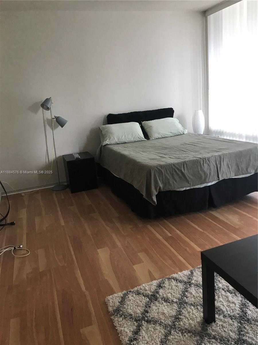 Small Image of 1408 SOUTH EAST BRICKELL BAY DR #216, Miami Number 21