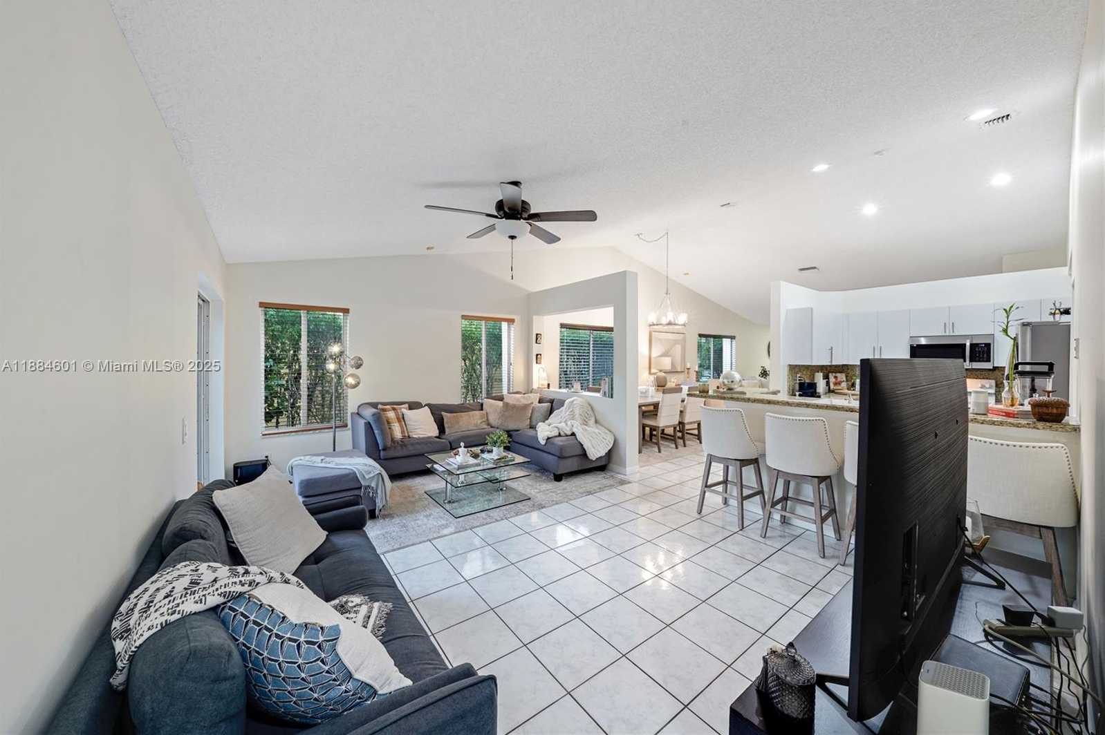 Small Image of 4216 MAHOGANY RIDGE DR, Weston Number 16