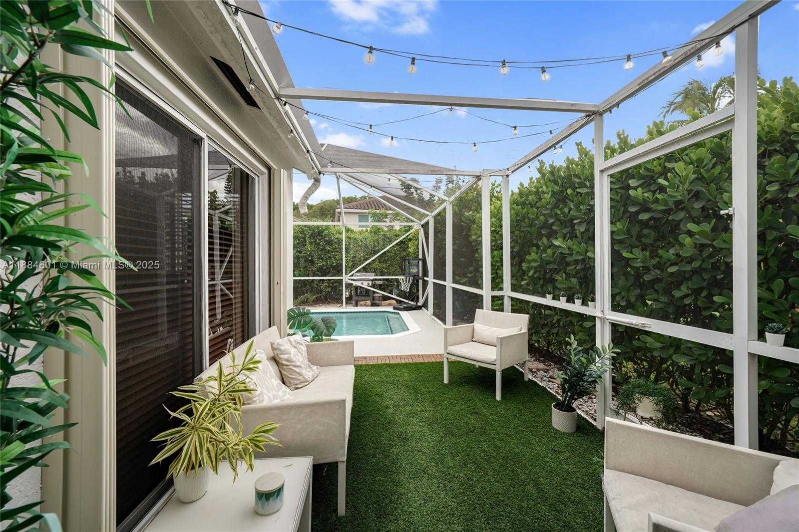 Small Image of 4216 MAHOGANY RIDGE DR, Weston Number 19