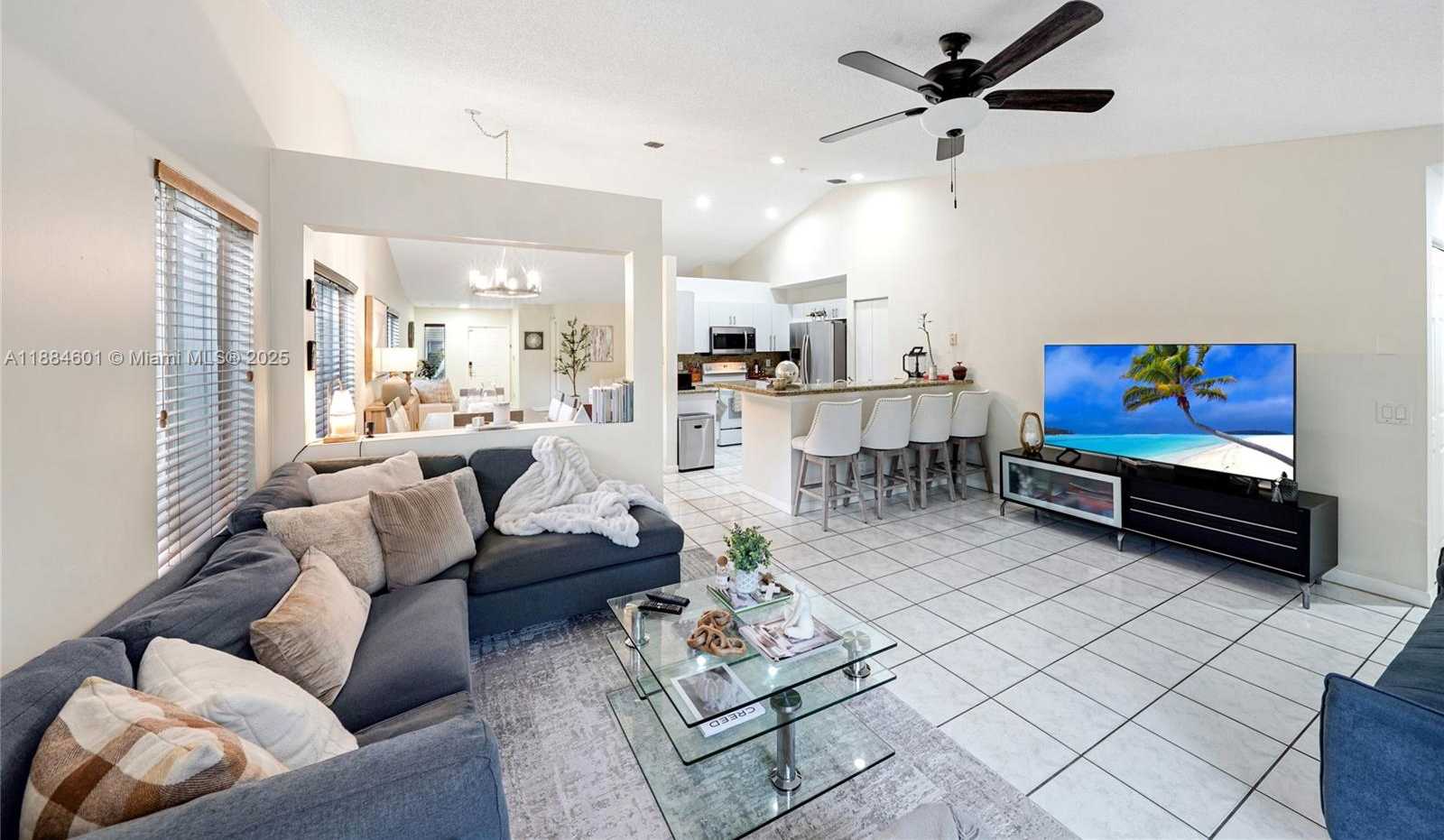 Small Image of 4216 MAHOGANY RIDGE DR, Weston Number 2