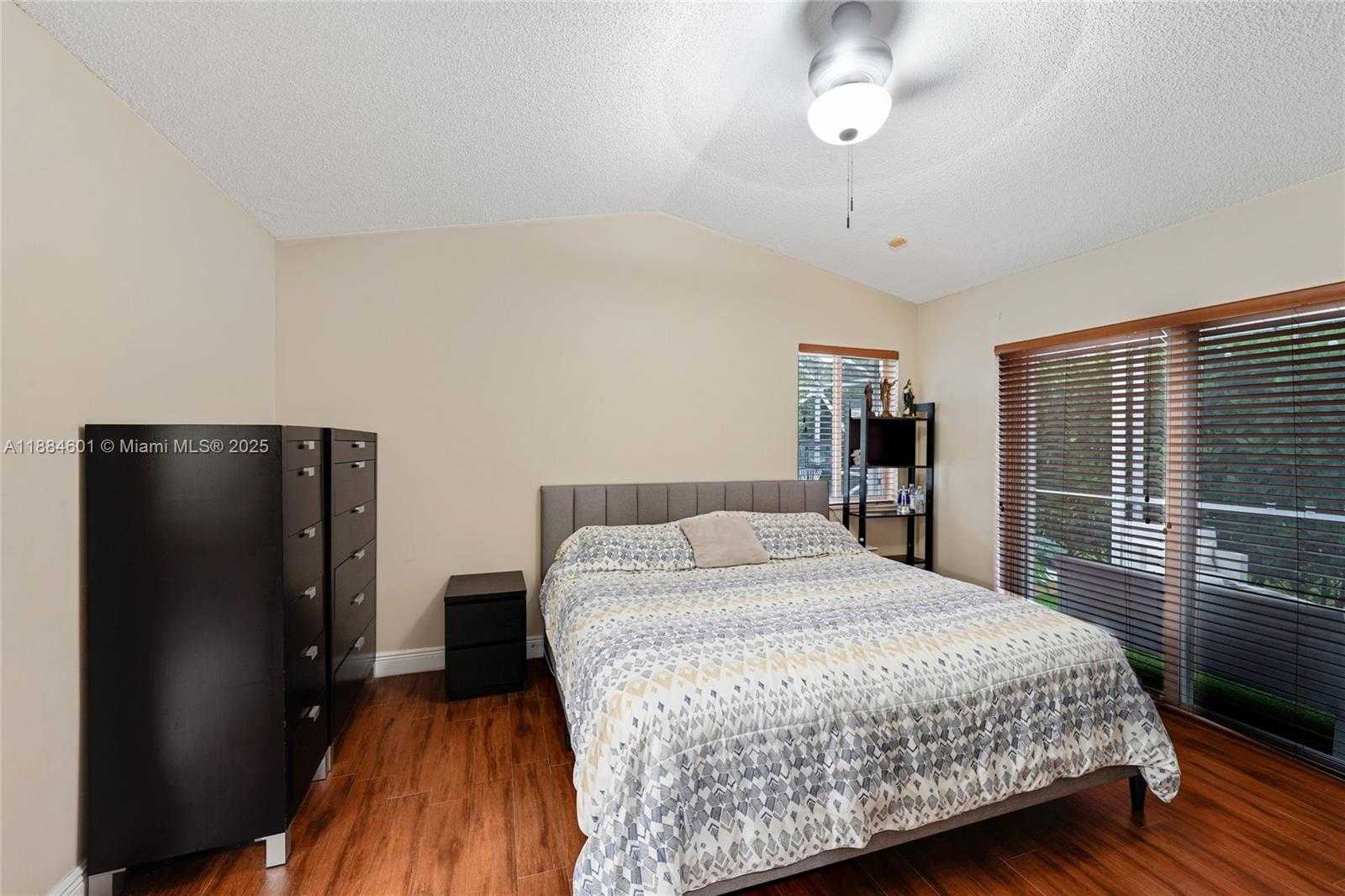 Small Image of 4216 MAHOGANY RIDGE DR, Weston Number 21