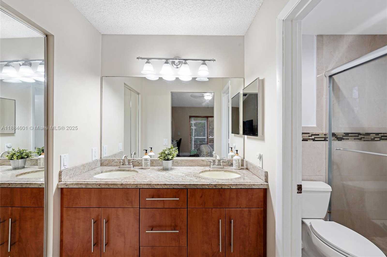 Small Image of 4216 MAHOGANY RIDGE DR, Weston Number 26