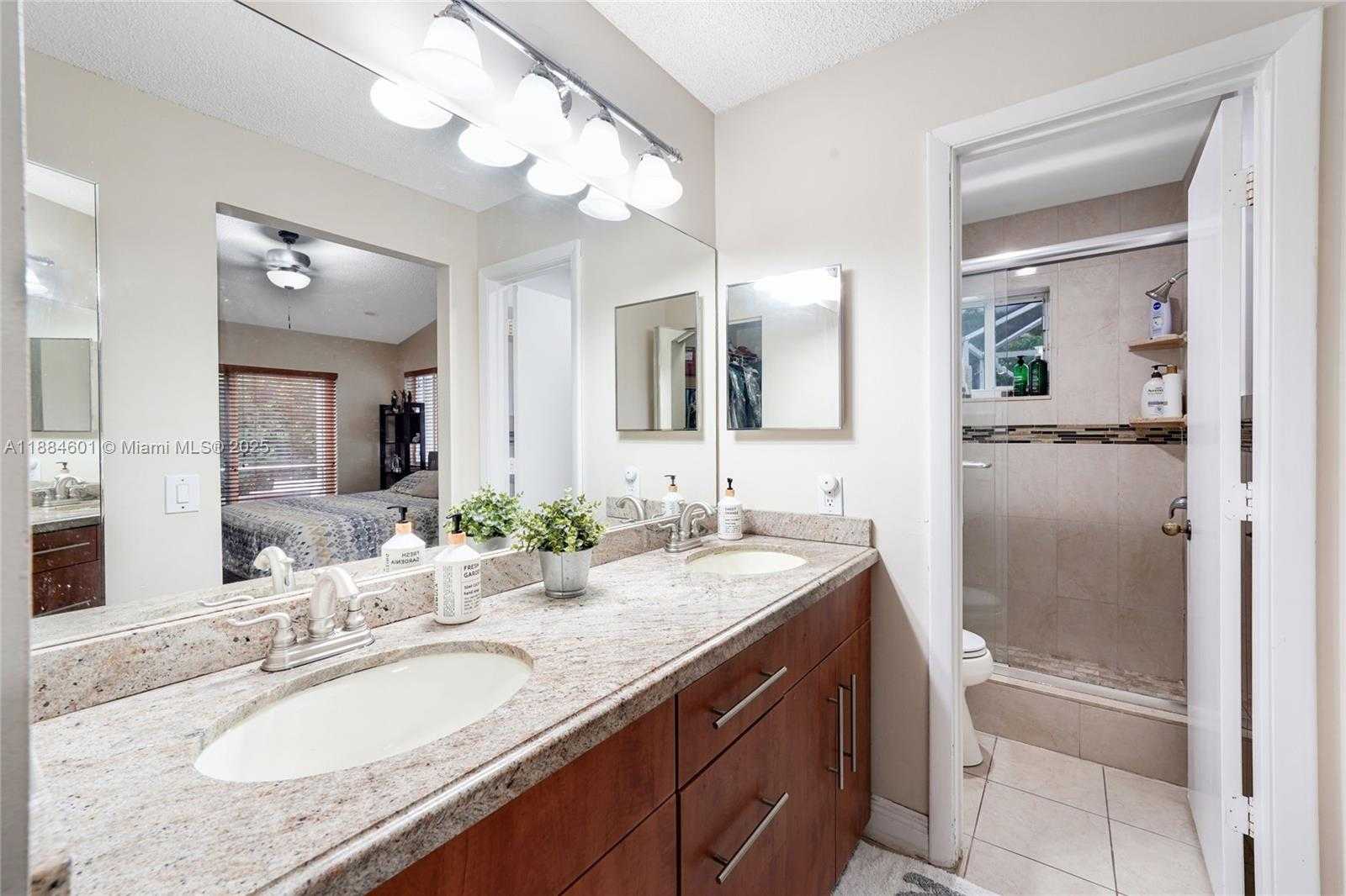 Small Image of 4216 MAHOGANY RIDGE DR, Weston Number 28