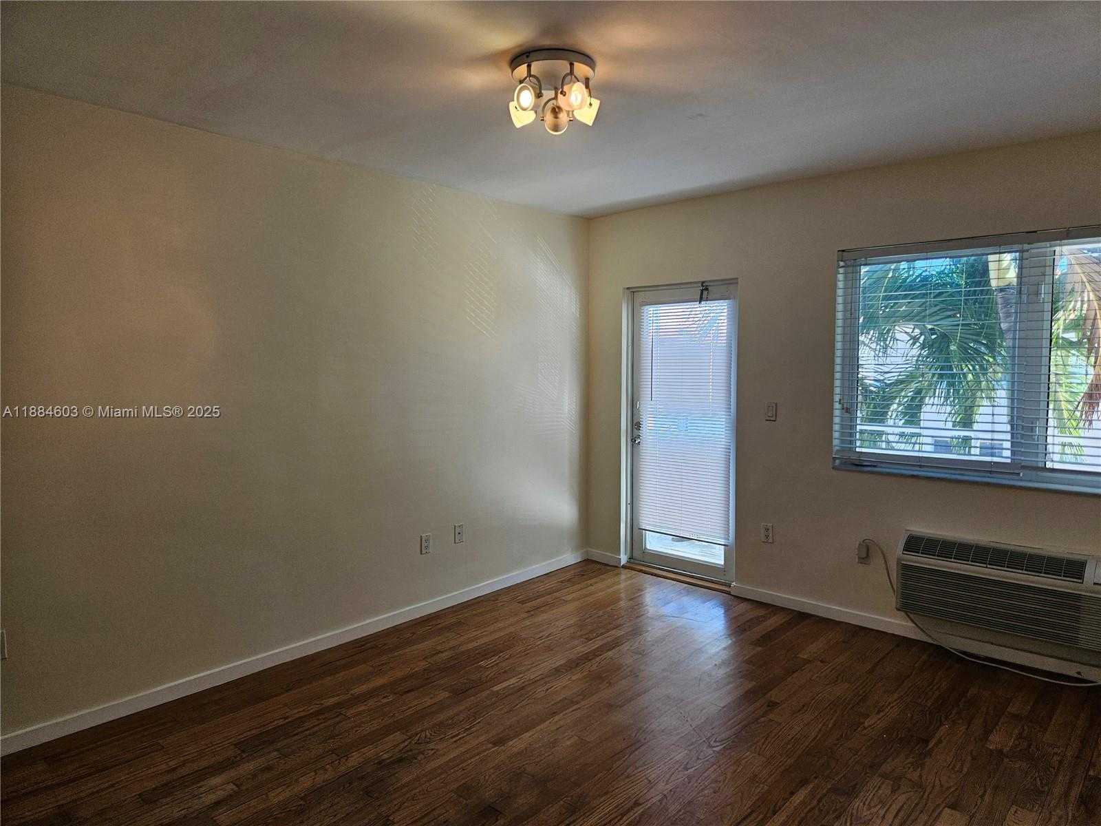 Small Image of 745 13TH ST #16, Miami Beach Number 13