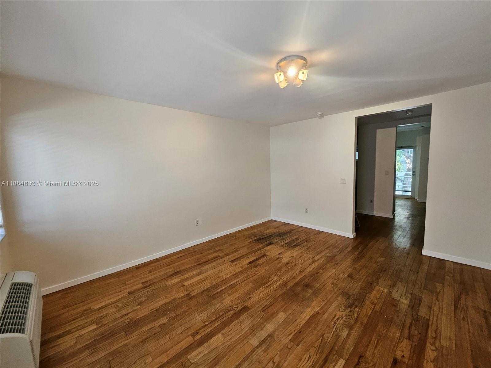 Small Image of 745 13TH ST #16, Miami Beach Number 14