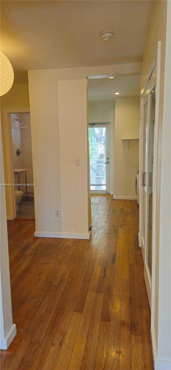 Small Image of 745 13TH ST #16, Miami Beach Number 23