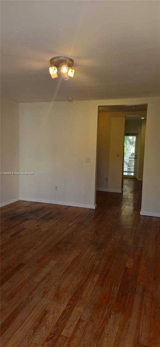 Small Image of 745 13TH ST #16, Miami Beach Number 25