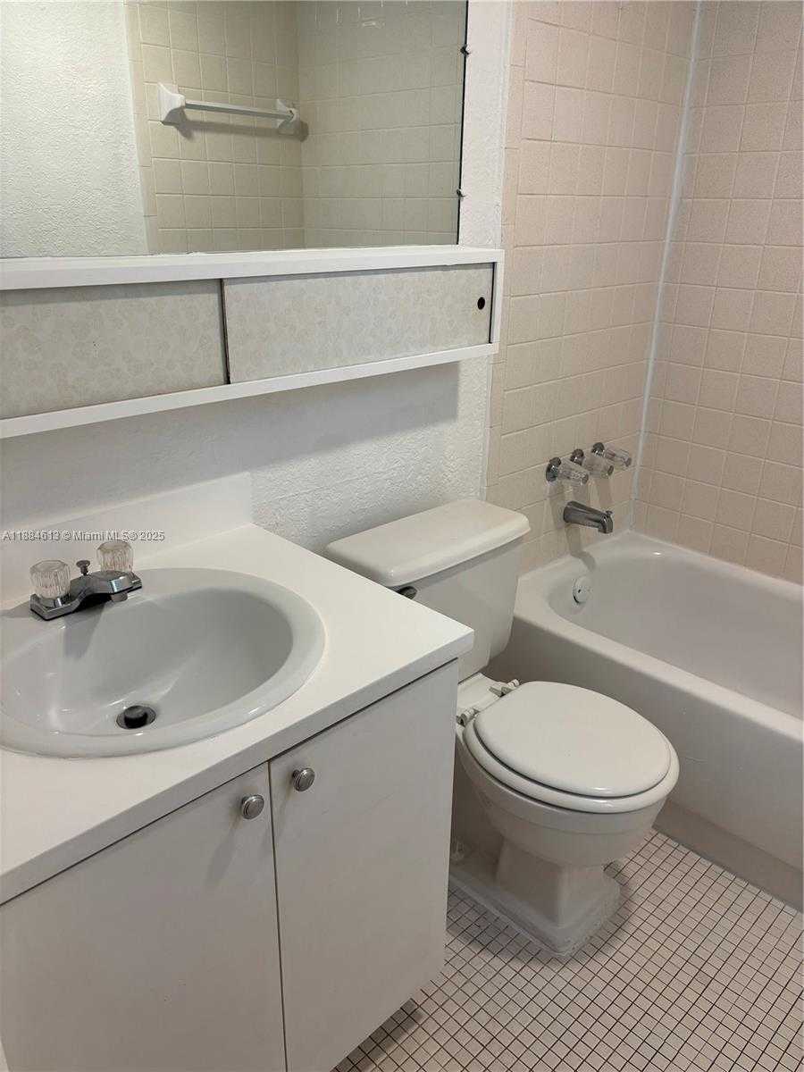 Small Image of 1255 WEST 49TH PL #F103, Hialeah Number 9