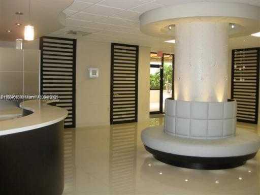 Small Image of 1623 COLLINS AVE #PH1012, Miami Beach Number 17