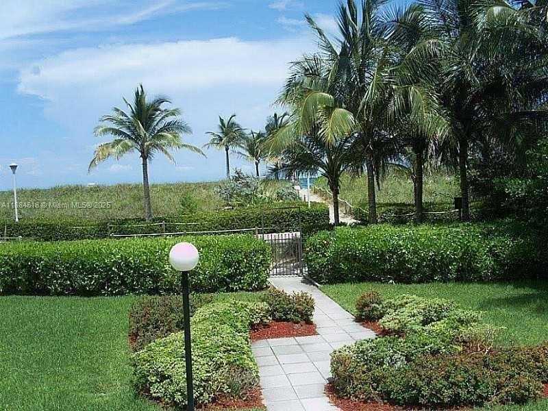 Small Image of 1623 COLLINS AVE #PH1012, Miami Beach Number 21