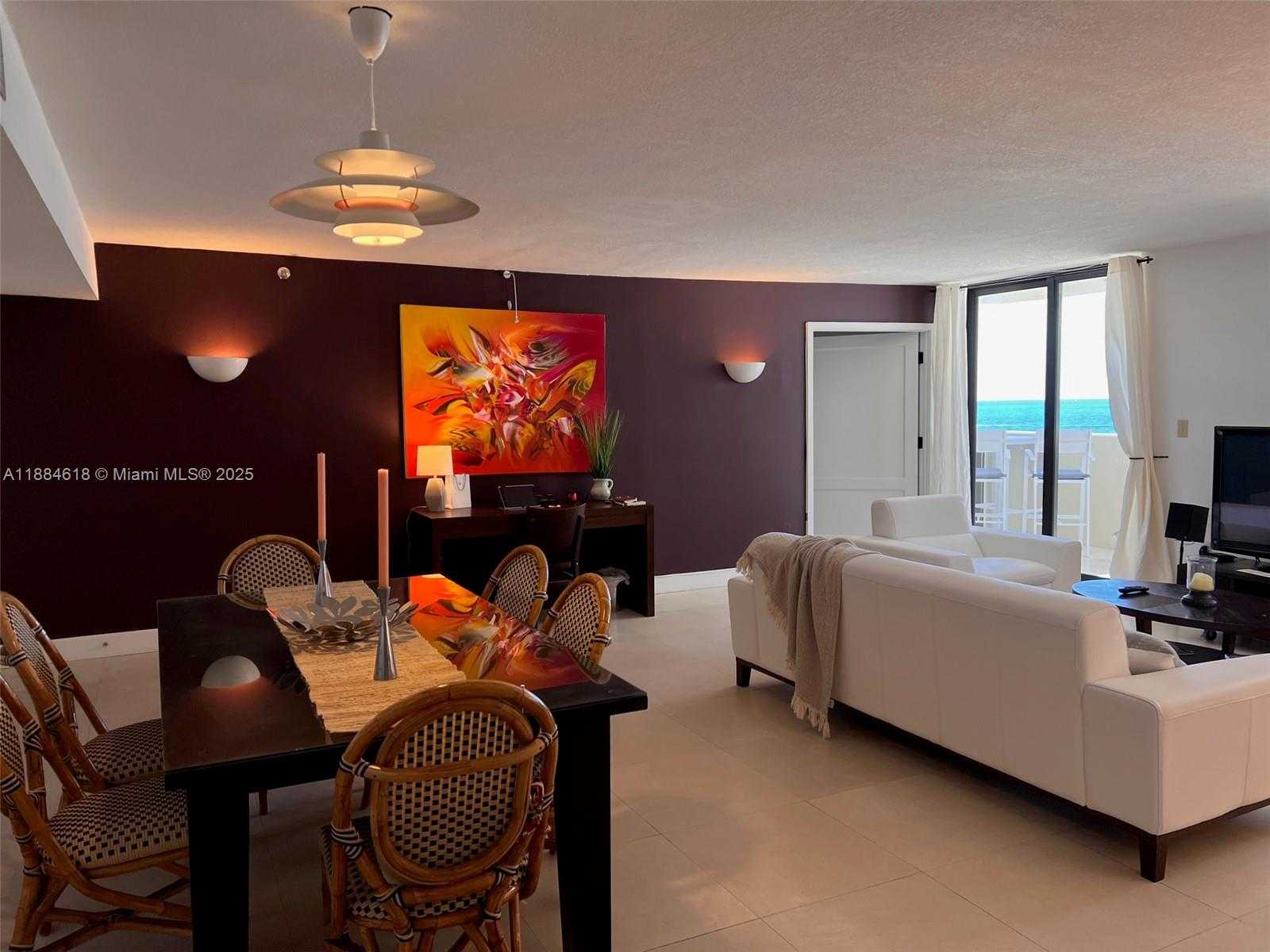 Small Image of 1623 COLLINS AVE #PH1012, Miami Beach Number 6