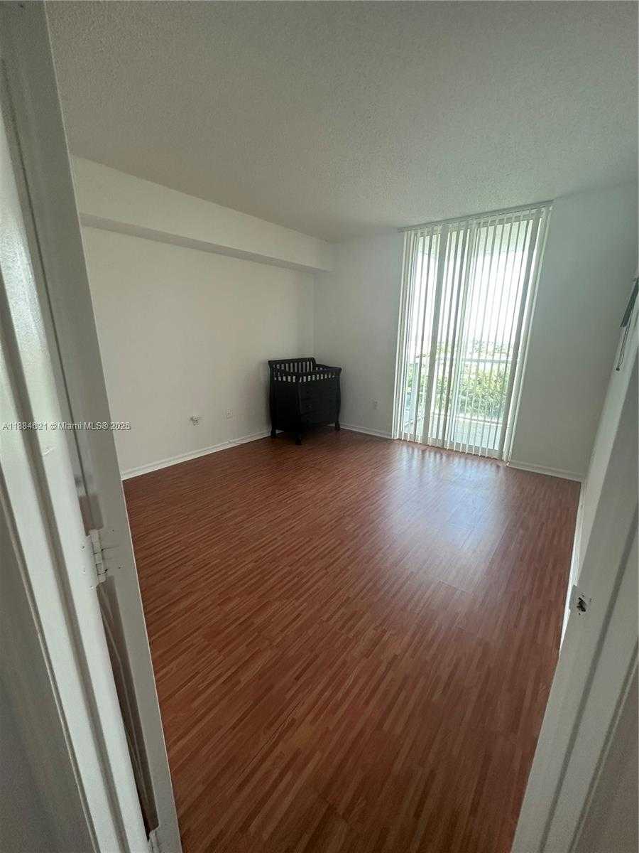 Small Image of 5077 NORTH WEST 7TH ST #1505, Miami Number 5