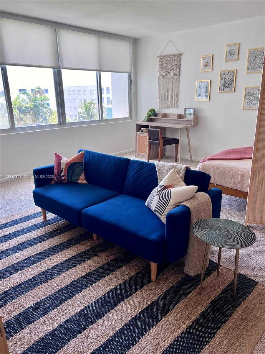 Small Image of 1000 WEST AVE #432, Miami Beach Number 11