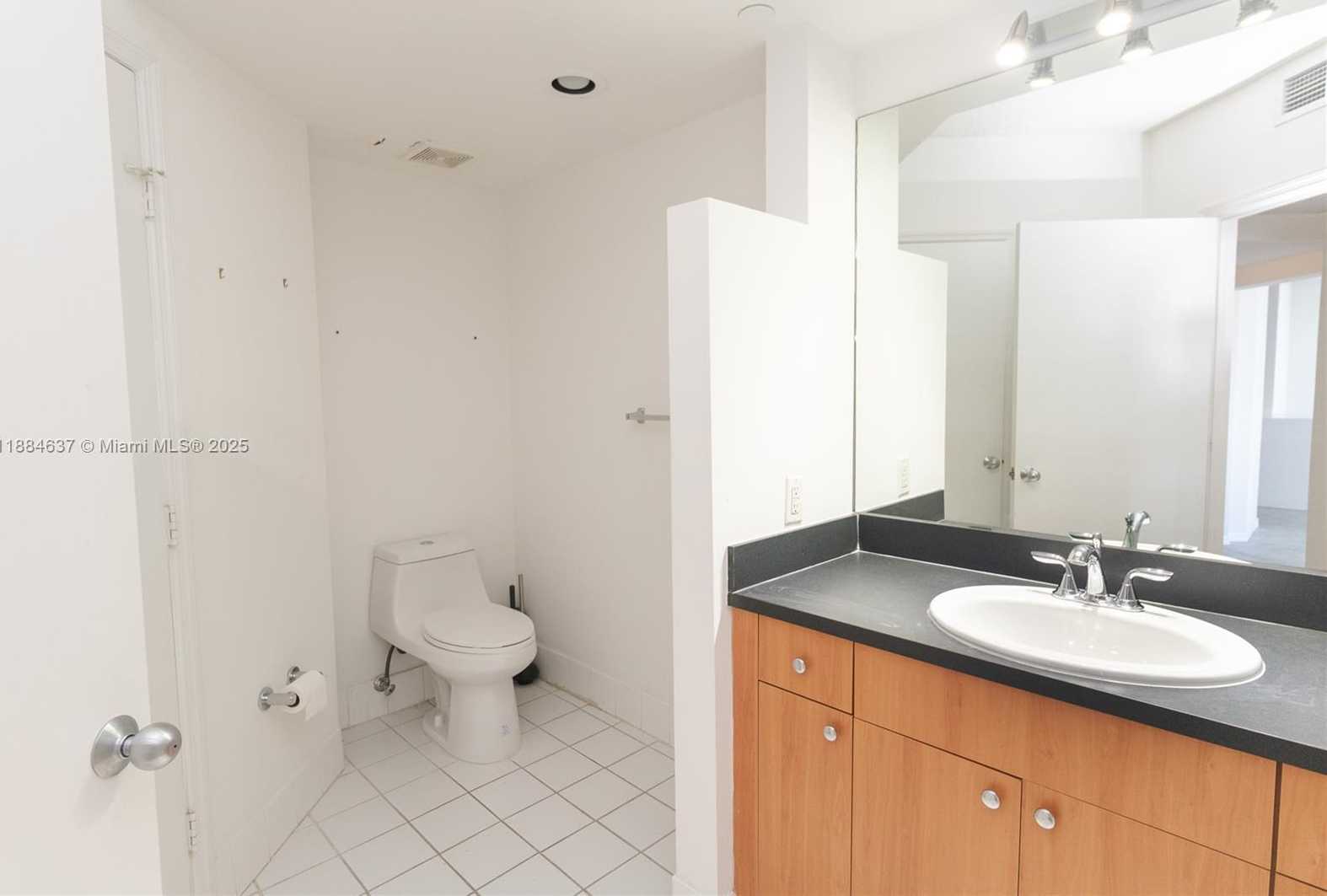 Small Image of 1330 WEST AVE #3405, Miami Beach Number 10