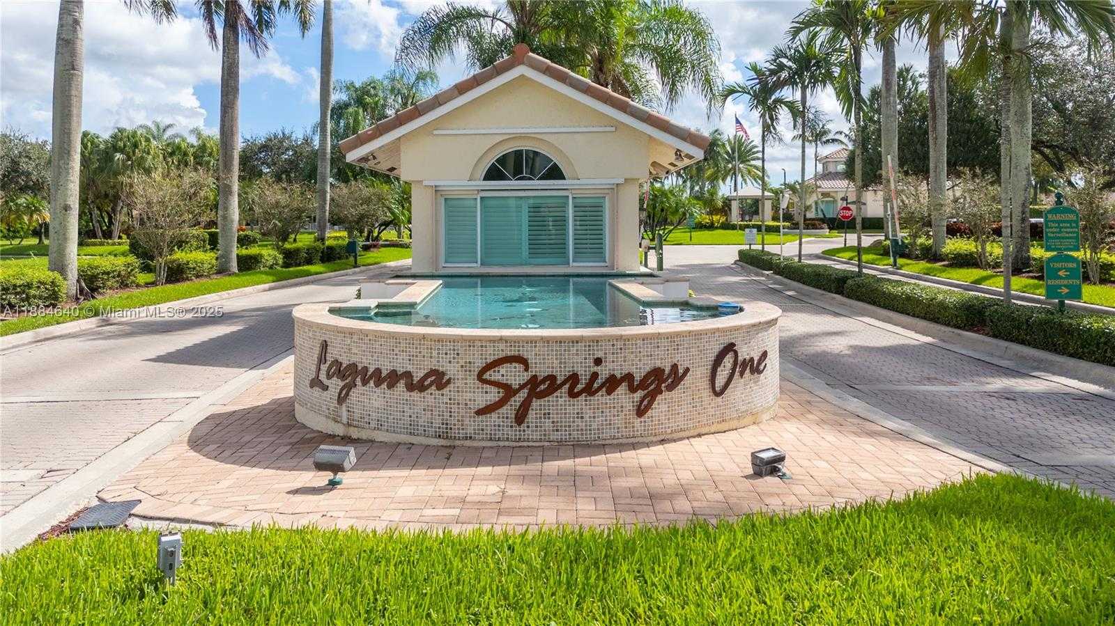 Small Image of 1060 CAPISTRANO, Weston Number 38
