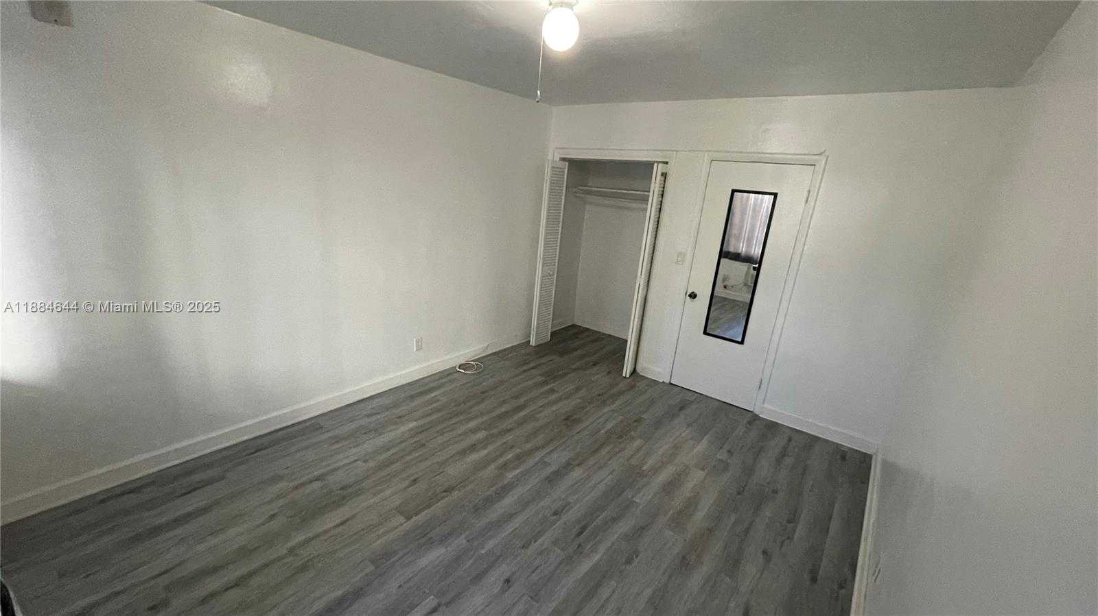 Small Image of 320 86TH ST #3, Miami Beach Number 10