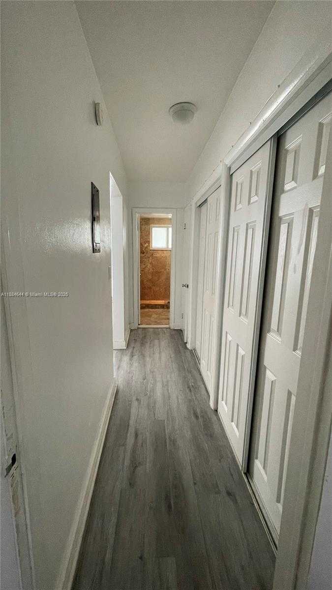 Small Image of 320 86TH ST #3, Miami Beach Number 11