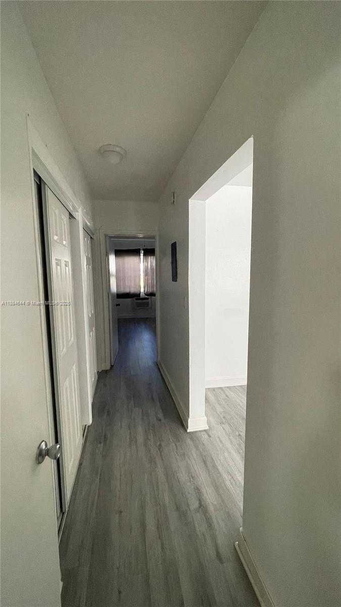 Small Image of 320 86TH ST #3, Miami Beach Number 8