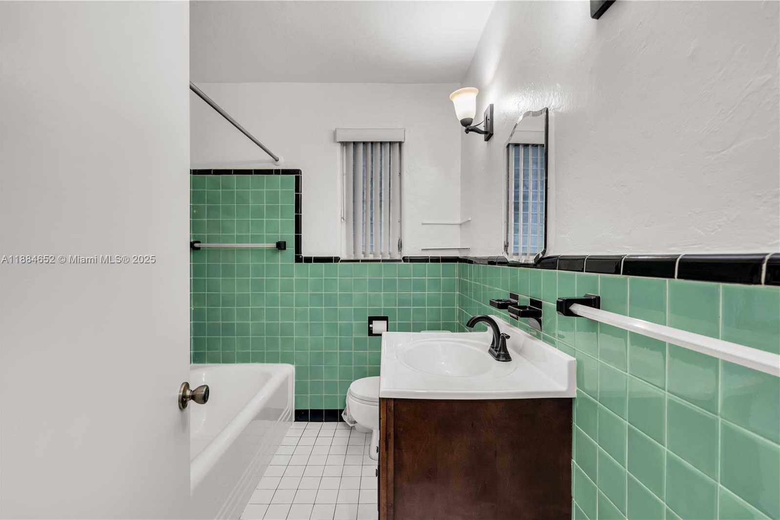 Small Image of 1225 WALLACE ST, Coral Gables Number 12