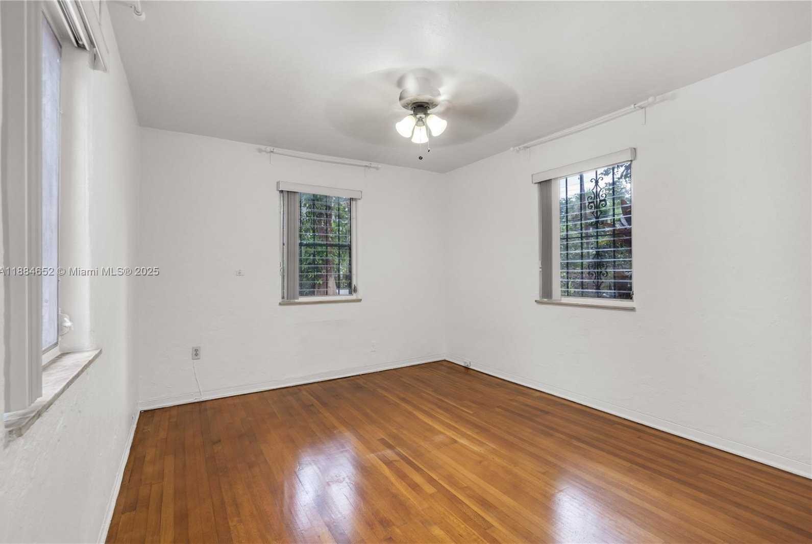 Small Image of 1225 WALLACE ST, Coral Gables Number 14