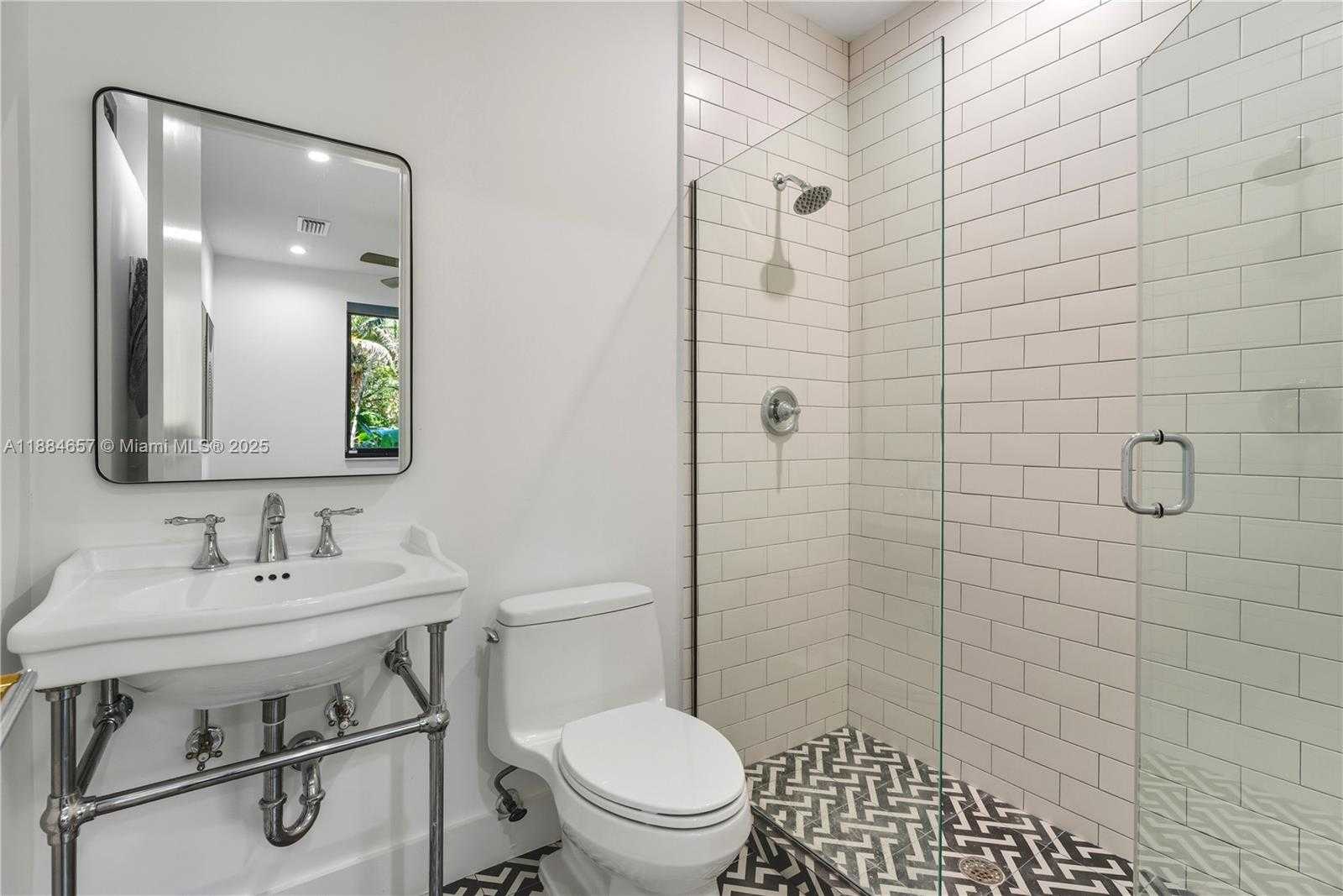 Small Image of 3782 EL PRADO BLVD #1, Miami Number 21