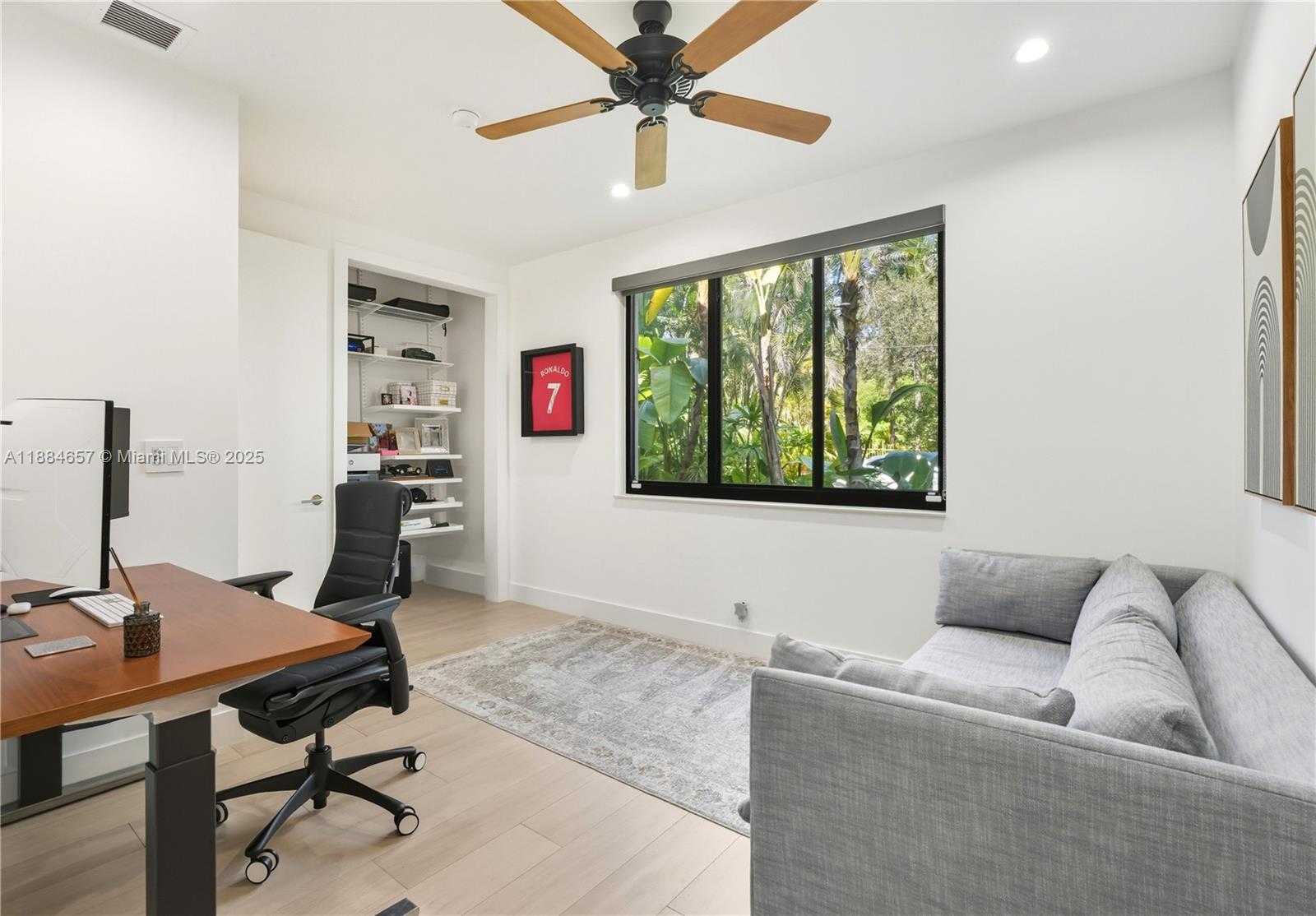 Small Image of 3782 EL PRADO BLVD #1, Miami Number 24