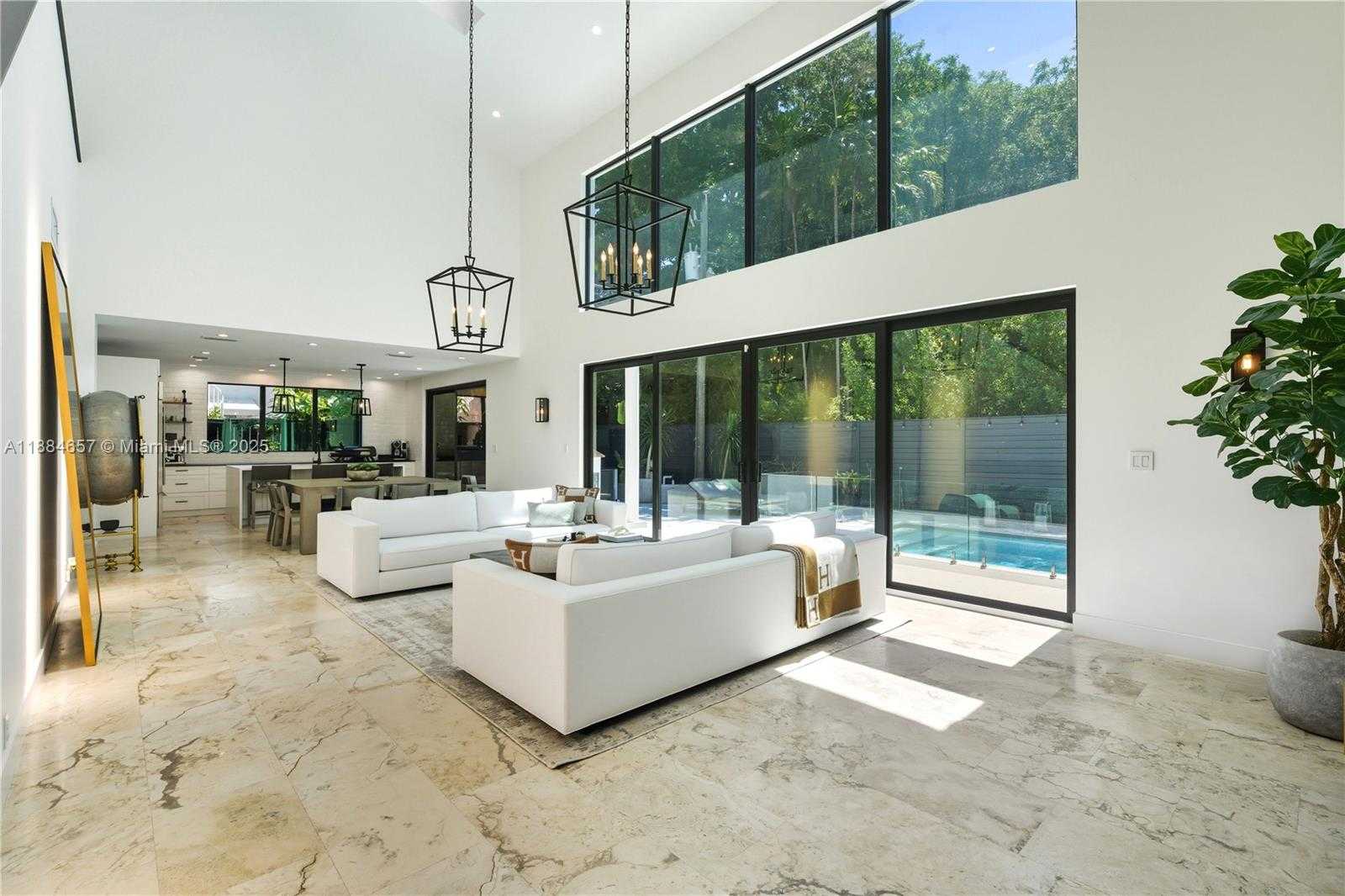 Small Image of 3782 EL PRADO BLVD #1, Miami Number 6