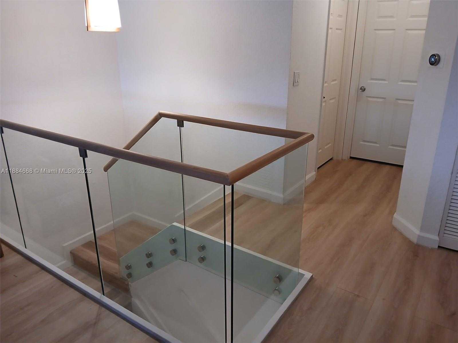Small Image of 6814 NORTH WEST 107TH PL, Doral Number 13